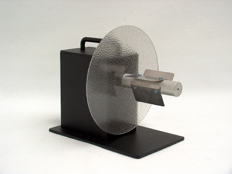 MC-10 met rolhouder (foto bevat 76mm houder) MC-10 met rolhouder (foto bevat 76mm houder)