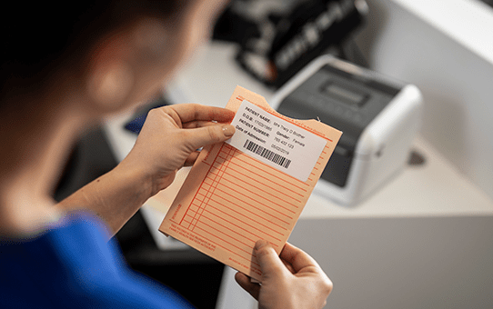 BDE-1J026076-102 voorgestanste labelrol: 76 x 26 mm – direct thermisch - wit (1900 labels/rol) BDE-1J026076-102 voorgestanste labelrol: 76 x 26 mm – direct thermisch - wit (1900 labels/rol)